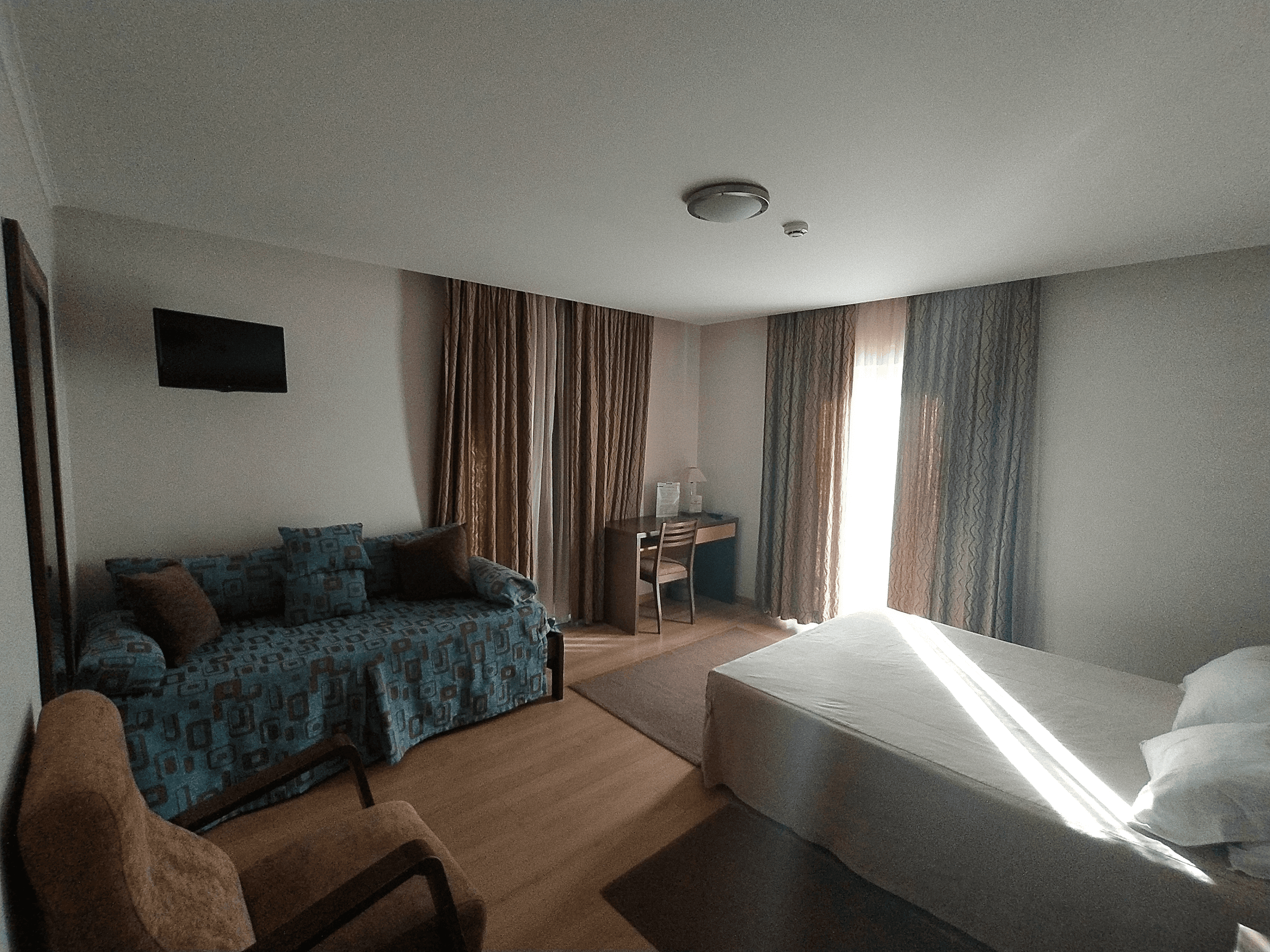 Quarto Individual com Varanda